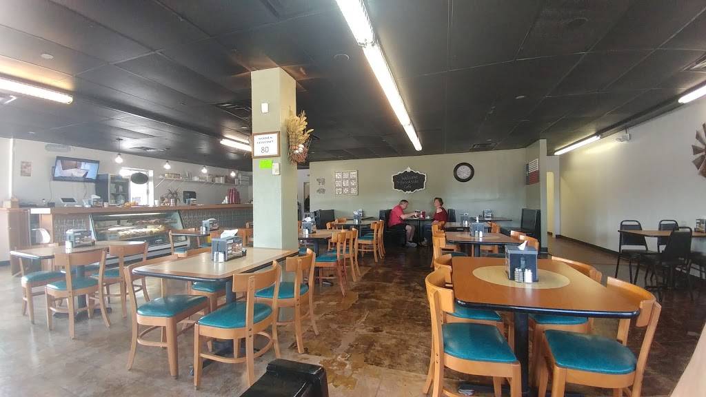 Brookside Cafe | restaurant | 601-611 W Bedford Euless Rd, Hurst, TX 76053, USA | 8179523343 OR +1 817-952-3343