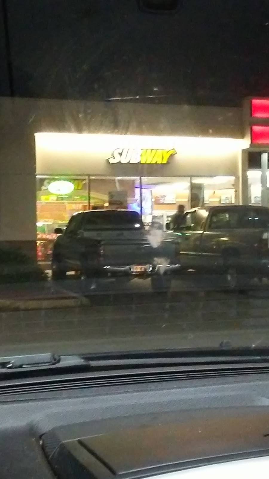 Subway | restaurant | 2055 Co Rd 48, Bushnell, FL 33513, USA | 3525681383 OR +1 352-568-1383