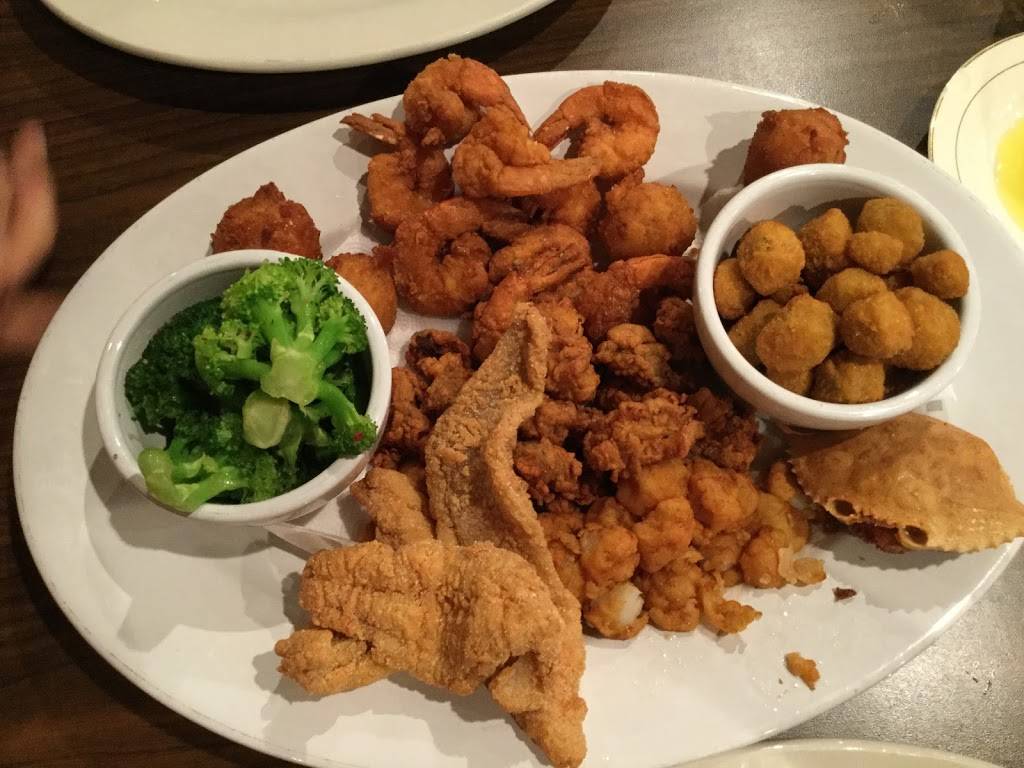 Carters Catfish House | restaurant | 351 Reed Bingham Rd, Adel, GA 31620, USA | 2298961456 OR +1 229-896-1456