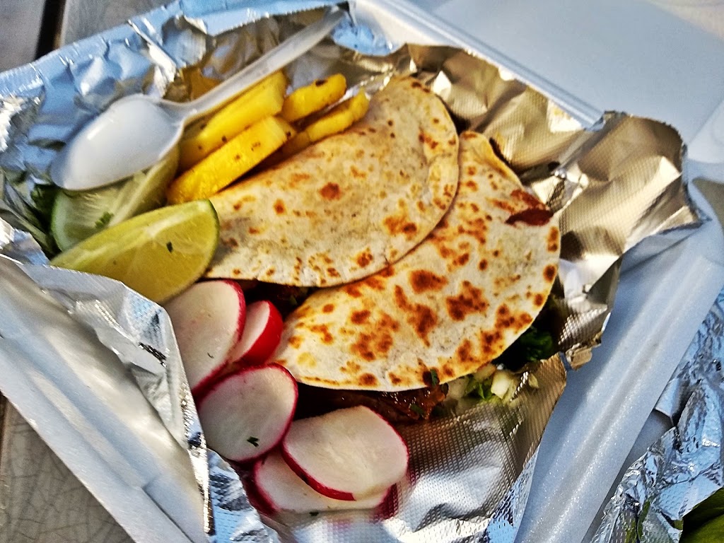 Taco Fiesta | restaurant | 3041 Vernor Hwy, Detroit, MI 48216, USA | 3137184125 OR +1 313-718-4125