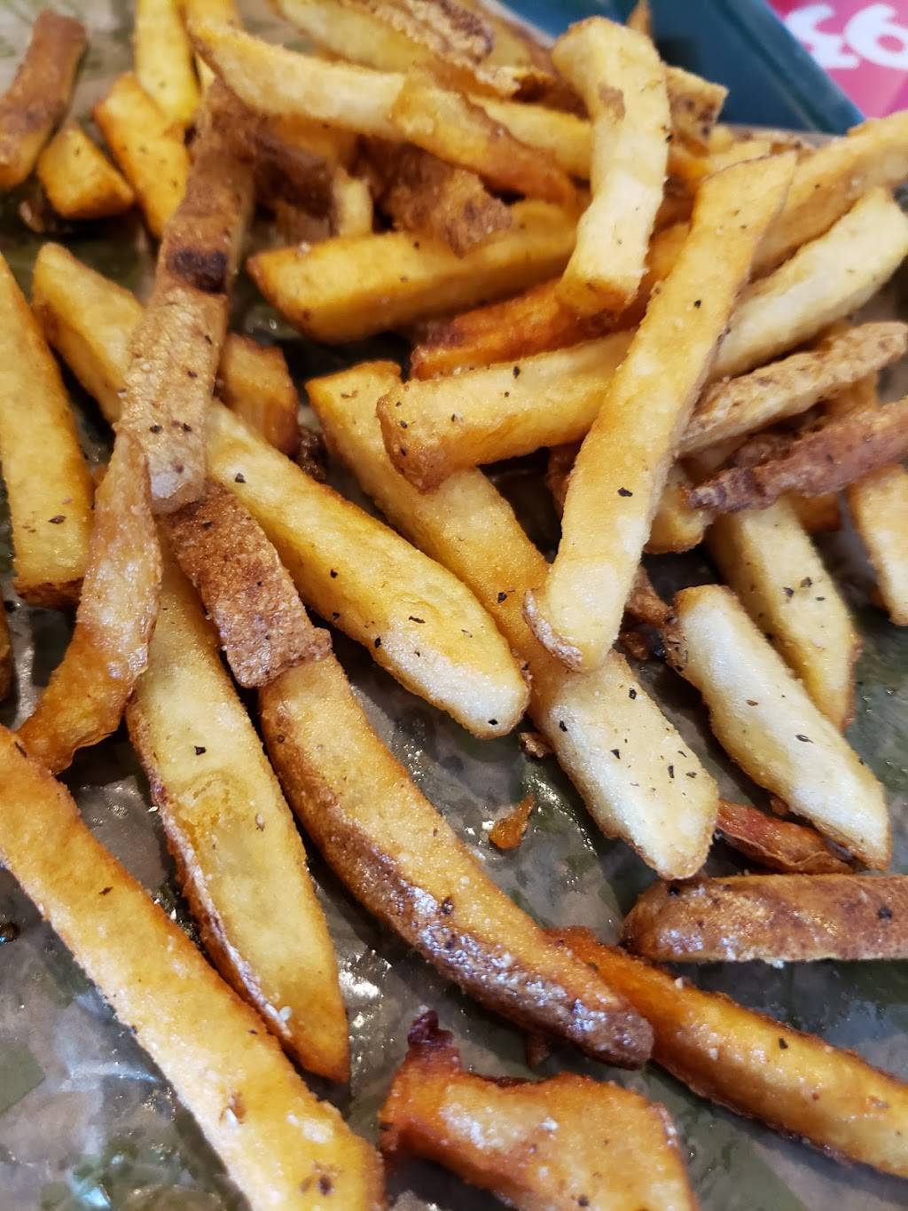 Wingstop | restaurant | 28517 Schoolcraft Ste A-110, Livonia, MI 48150, USA | 7345229464 OR +1 734-522-9464