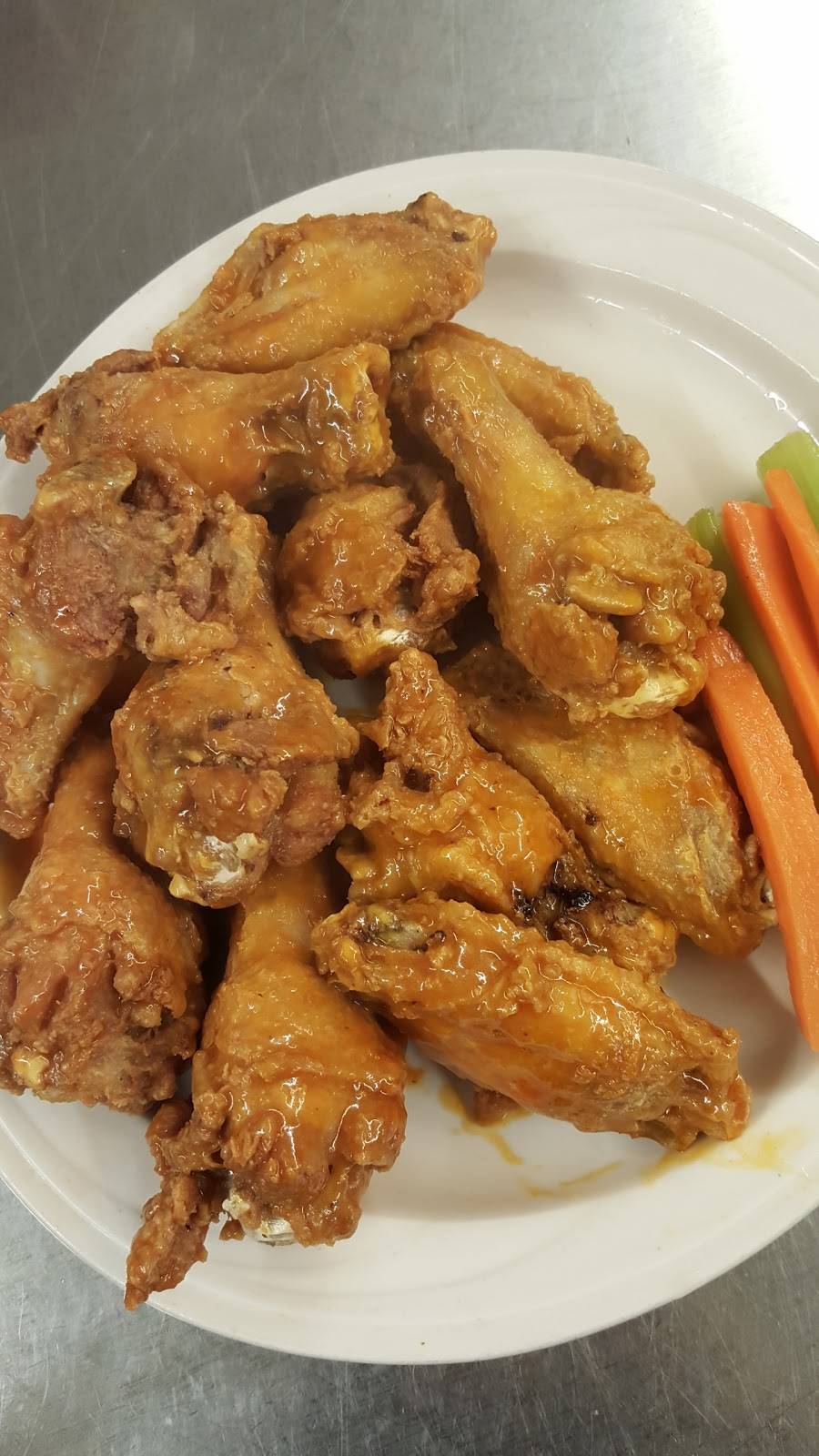 J W & Friends | restaurant | 6531 Backlick Rd, Springfield, VA 22150, USA | 7034514556 OR +1 703-451-4556