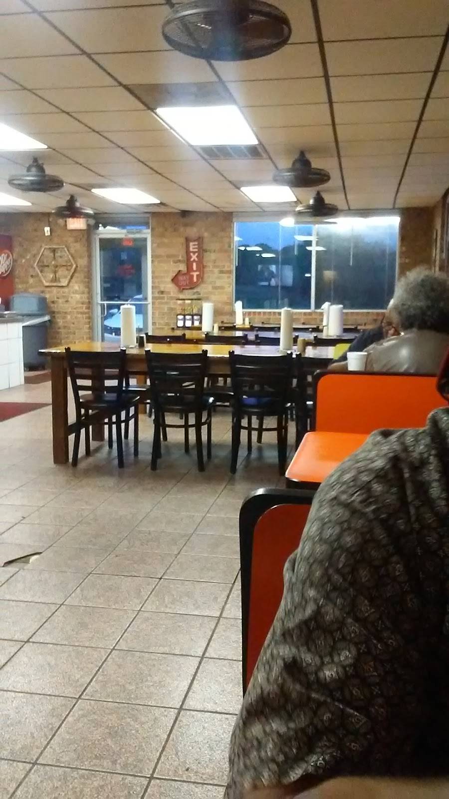 Pops Honey Fried Chicken | restaurant | 944 TX-31, Chandler, TX 75758, USA | 9038492817 OR +1 903-849-2817