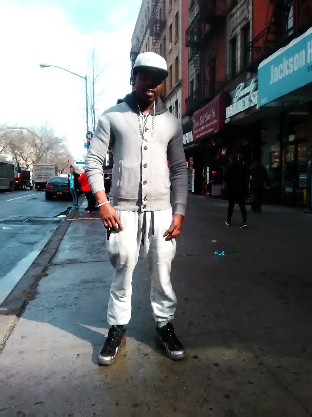 Broadway Wholesome Food & Beer Garden | restaurant | 3578 Broadway, New York, NY 10031, USA | 2123682222 OR +1 212-368-2222