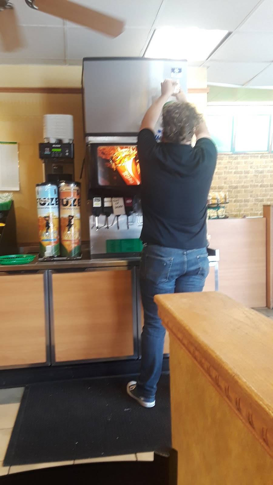 Subway Restaurants | restaurant | 2315 S Congress Ave, Austin, TX 78704, USA | 5124439339 OR +1 512-443-9339