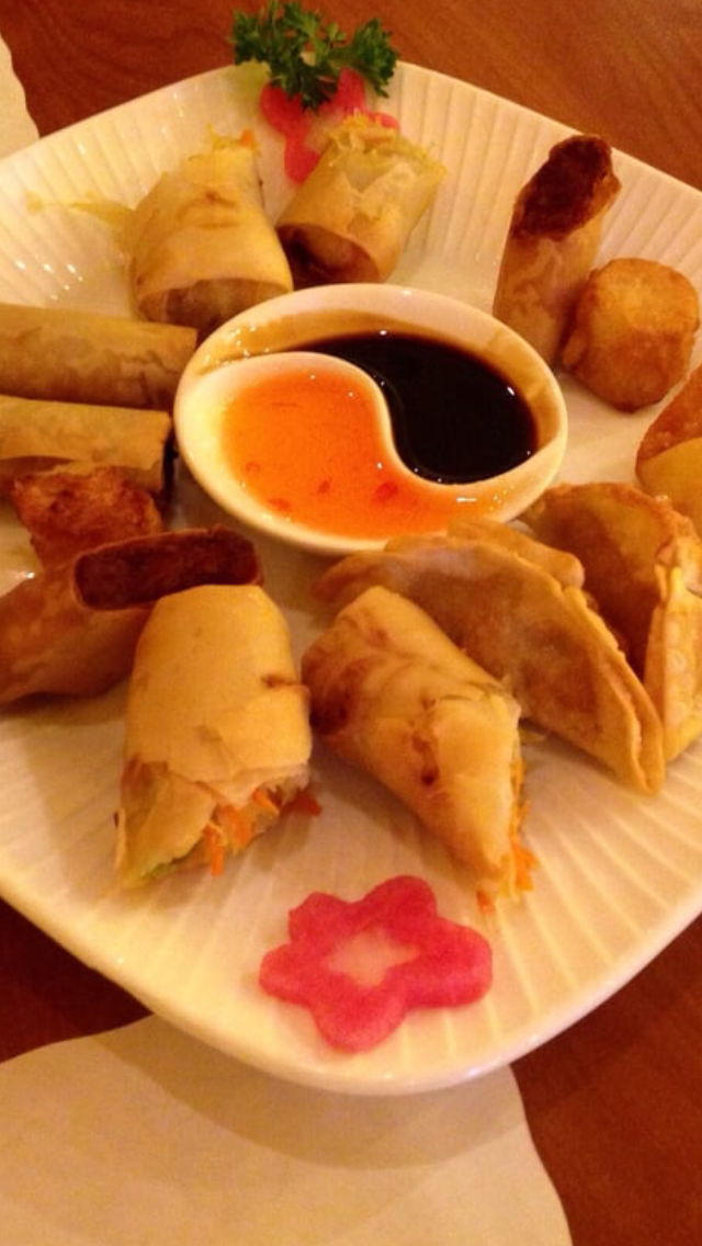 New Pot Restaurant | restaurant | 1406, 727 Lake St, Oak Park, IL 60301, USA | 7083831625 OR +1 708-383-1625