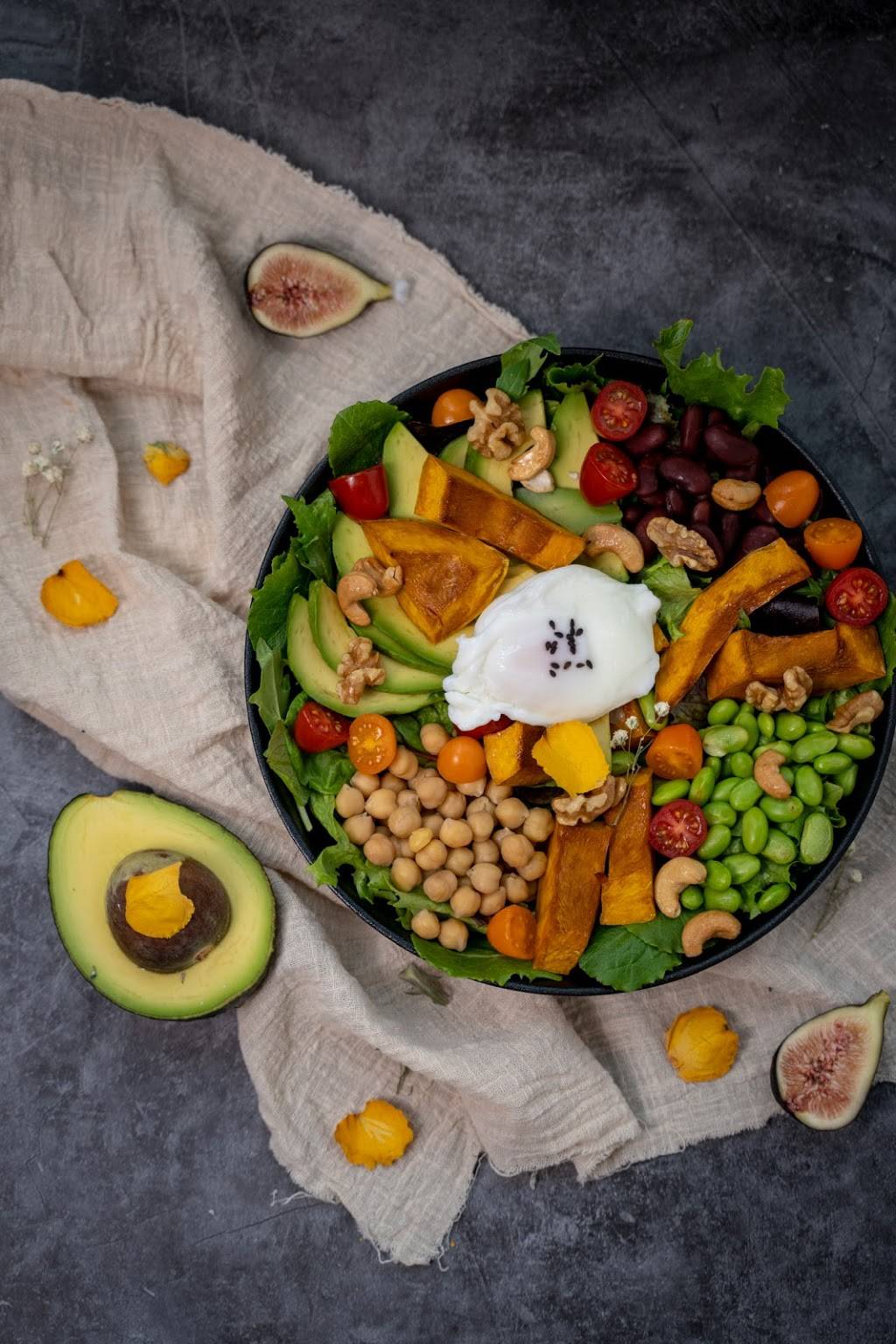 Dazi Lounge & Kitchen | restaurant | 2273 Dundas St W Unit 17, Mississauga, ON L5K 2L8, Canada | 6478068883 OR +1 647-806-8883