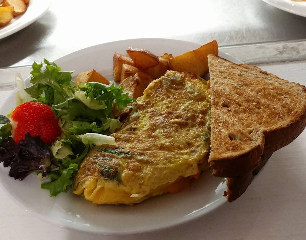 The Bistro At Acorn Hill | restaurant | 2134 Old Forest Rd, Lynchburg, VA 24501, USA | 4345281600 OR +1 434-528-1600