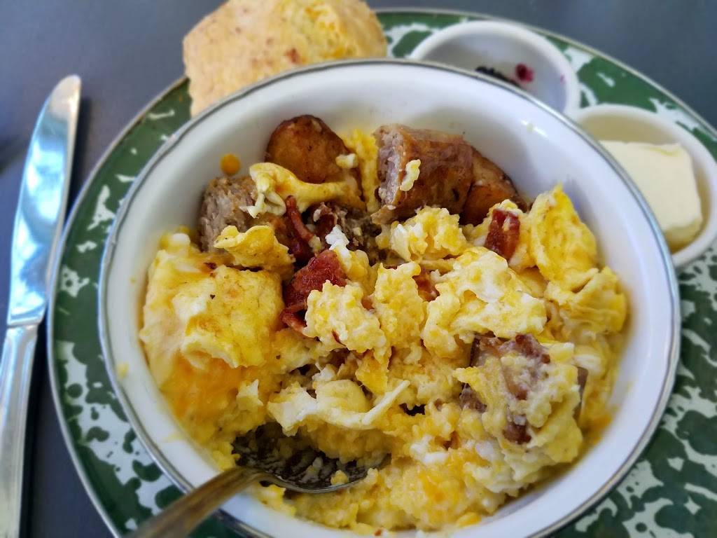 Lowcountry Produce Market & Café | restaurant | 302 Carteret St, Beaufort, SC 29902, USA | 8433221900 OR +1 843-322-1900