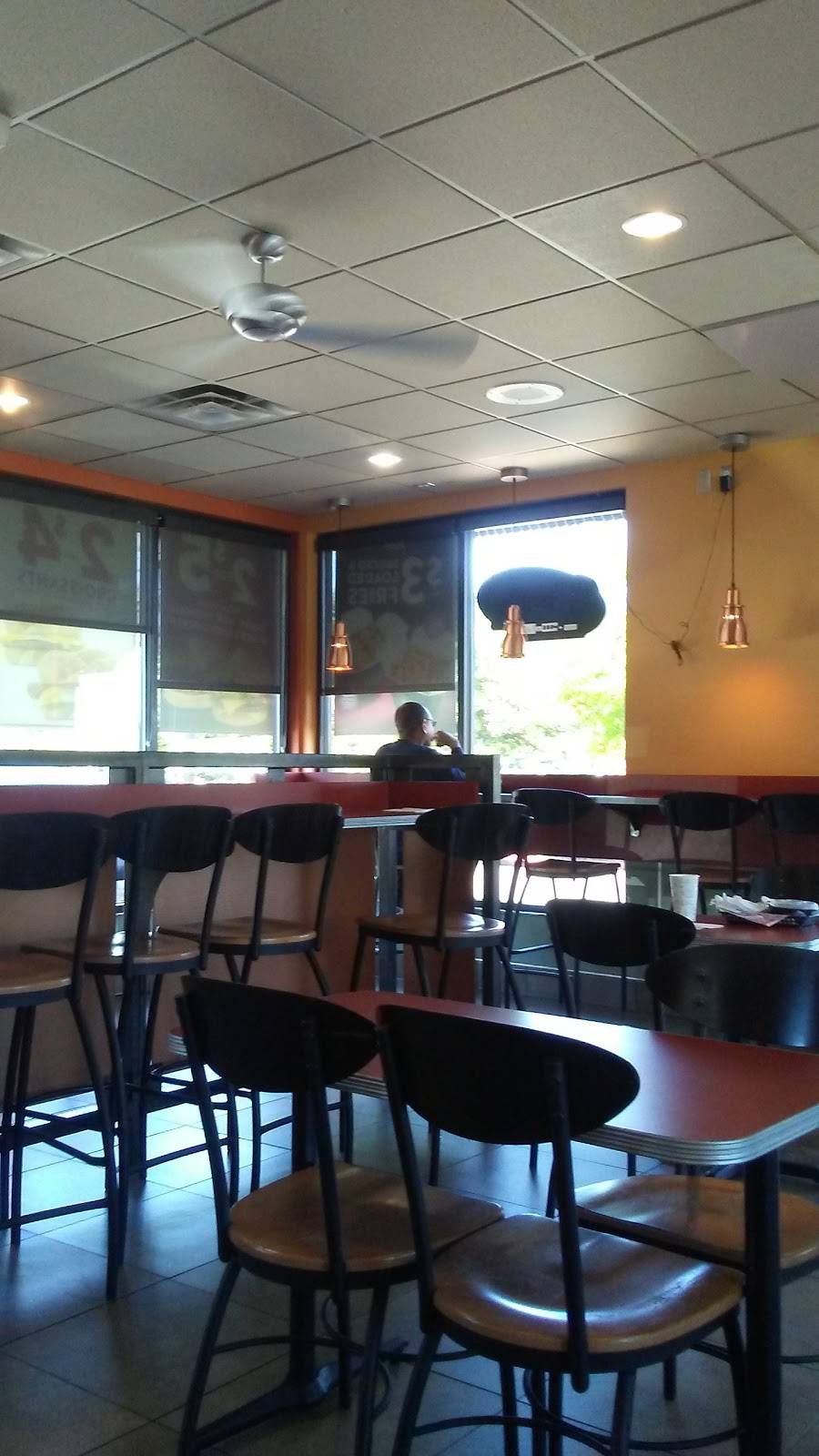 Jack in the Box | restaurant | 13325 W Airport Blvd, Sugar Land, TX 77478, USA | 8325039443 OR +1 832-503-9443