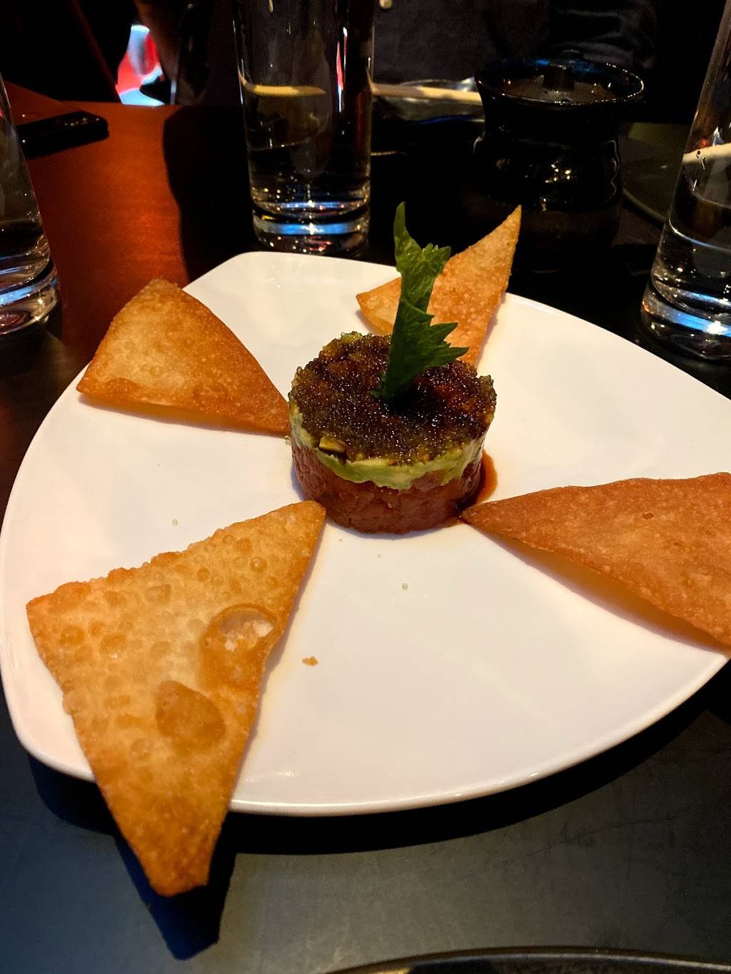 Yama Sushi | restaurant | 168 Gore Creek Dr, Vail, CO 81657, USA | 9704767332 OR +1 970-476-7332