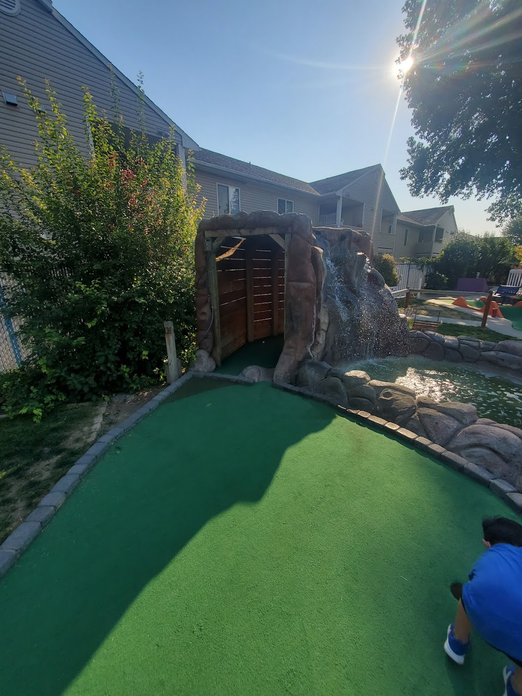 Yakima Family Fun Center | restaurant | 7200 W Nob Hill Blvd #1928, Yakima, WA 98908, USA | 5093676433 OR +1 509-367-6433