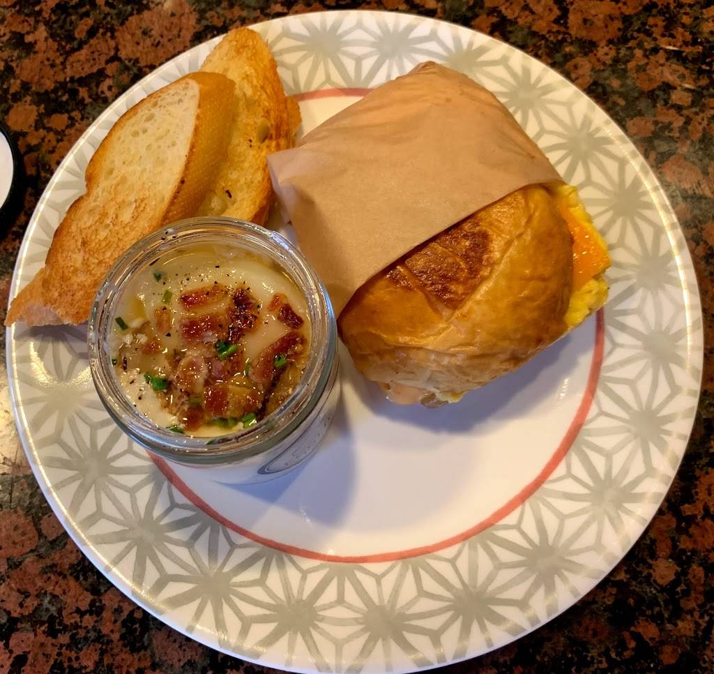 Egghead Cafe | restaurant | 19929 Stevens Creek Blvd, Cupertino, CA 95014, USA | 4088996782 OR +1 408-899-6782