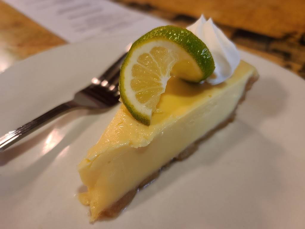 Shem Creek Crab House | restaurant | 508 Mill St, Mt Pleasant, SC 29464, USA | 8437254902 OR +1 843-725-4902