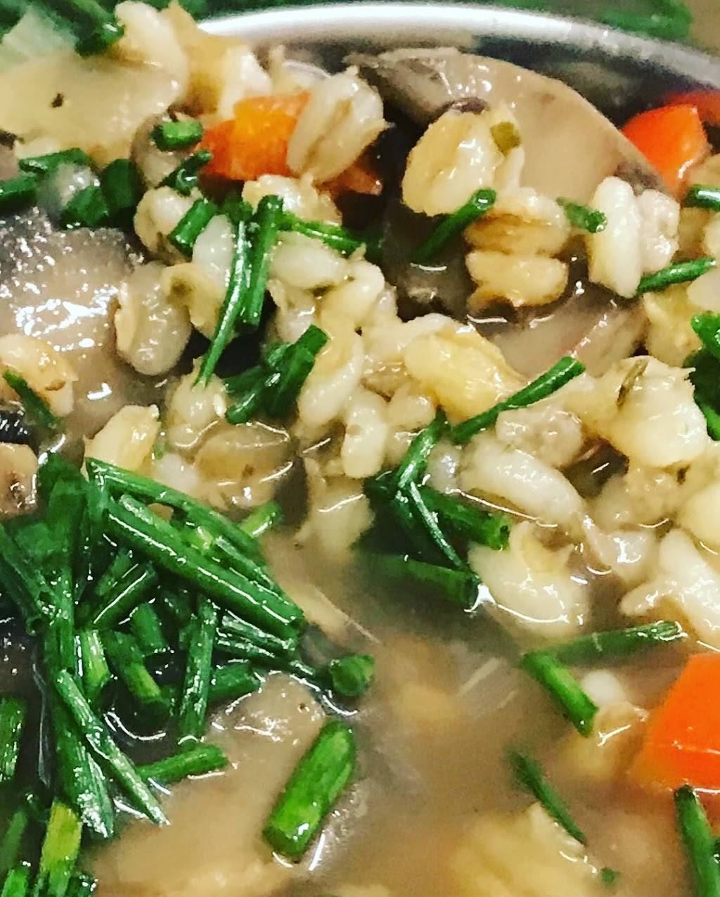 Spoons on 5th | restaurant | 340 SW 5th Ave, Portland, OR 97204, USA | 5039844003 OR +1 503-984-4003