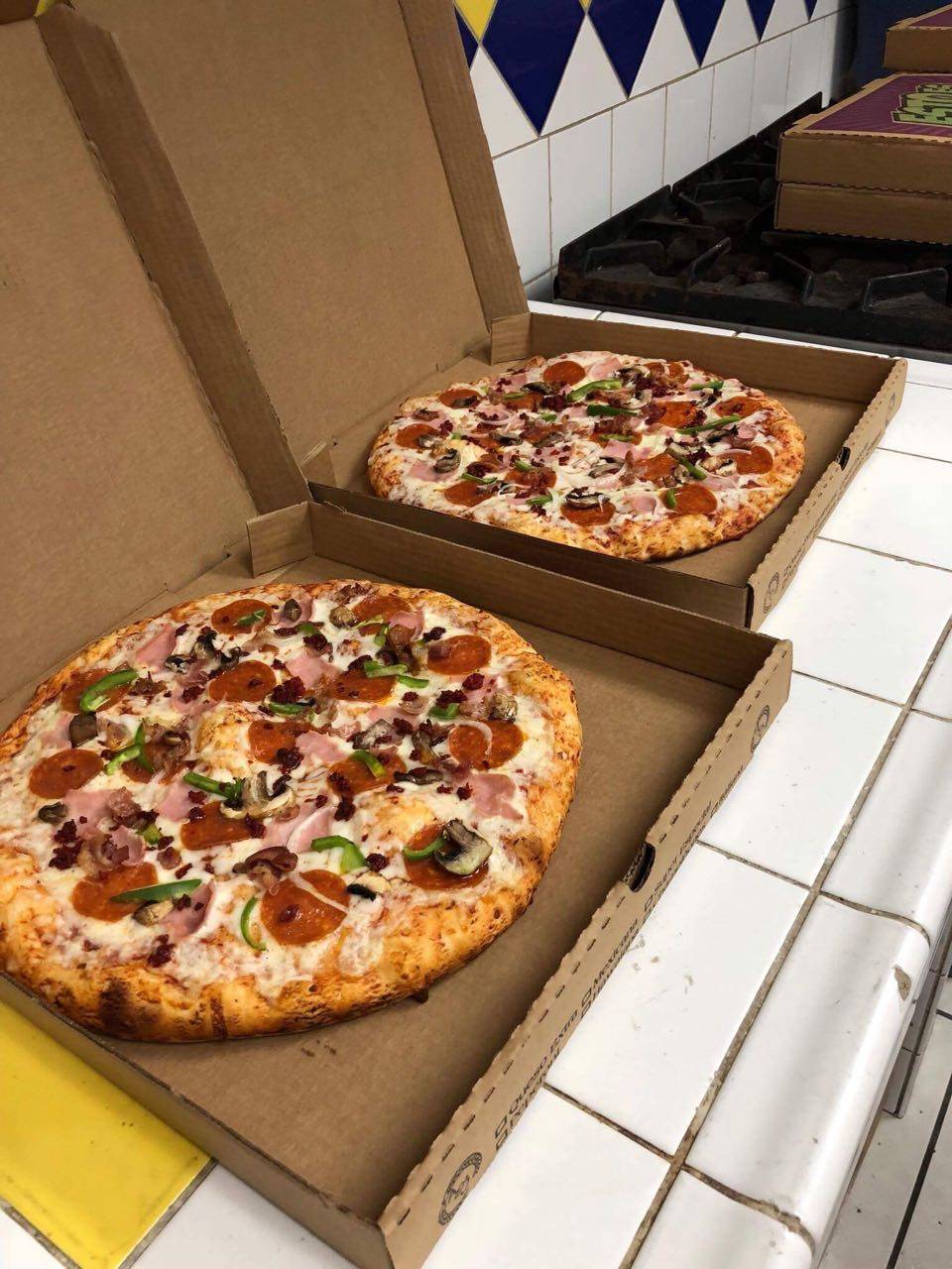 Pizzas Lety | restaurant | Periférico y o Libramiento Sur 7200, Cañon de San Antonio, Obrera, 22605 Tijuana, B.C., Mexico | 016645798883 OR +52 664 579 8883