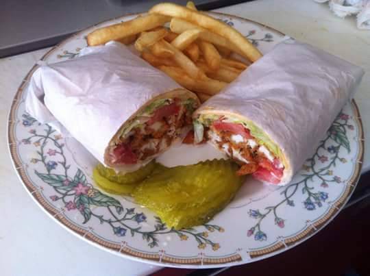 Munchees Mania | restaurant | 19310 Conant St, Detroit, MI 48234, USA | 3133699949 OR +1 313-369-9949