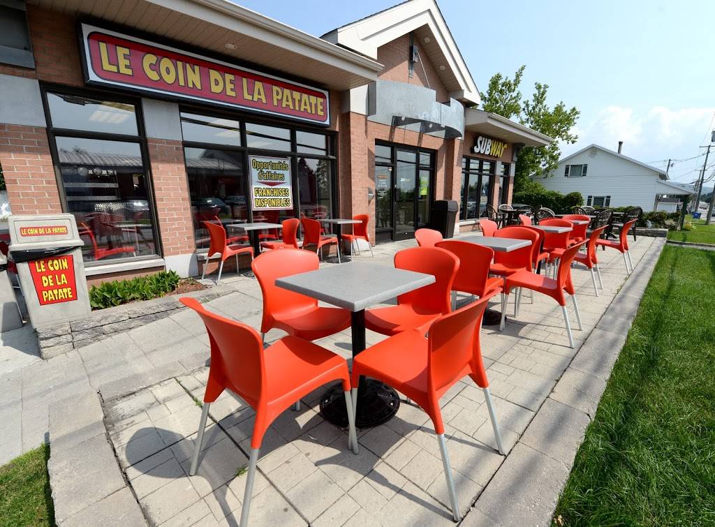 Le Coin de la Patate | meal takeaway | 1974 Rue de la Faune, Québec, QC G3E 1L5, Canada | 4189156844 OR +1 418-915-6844