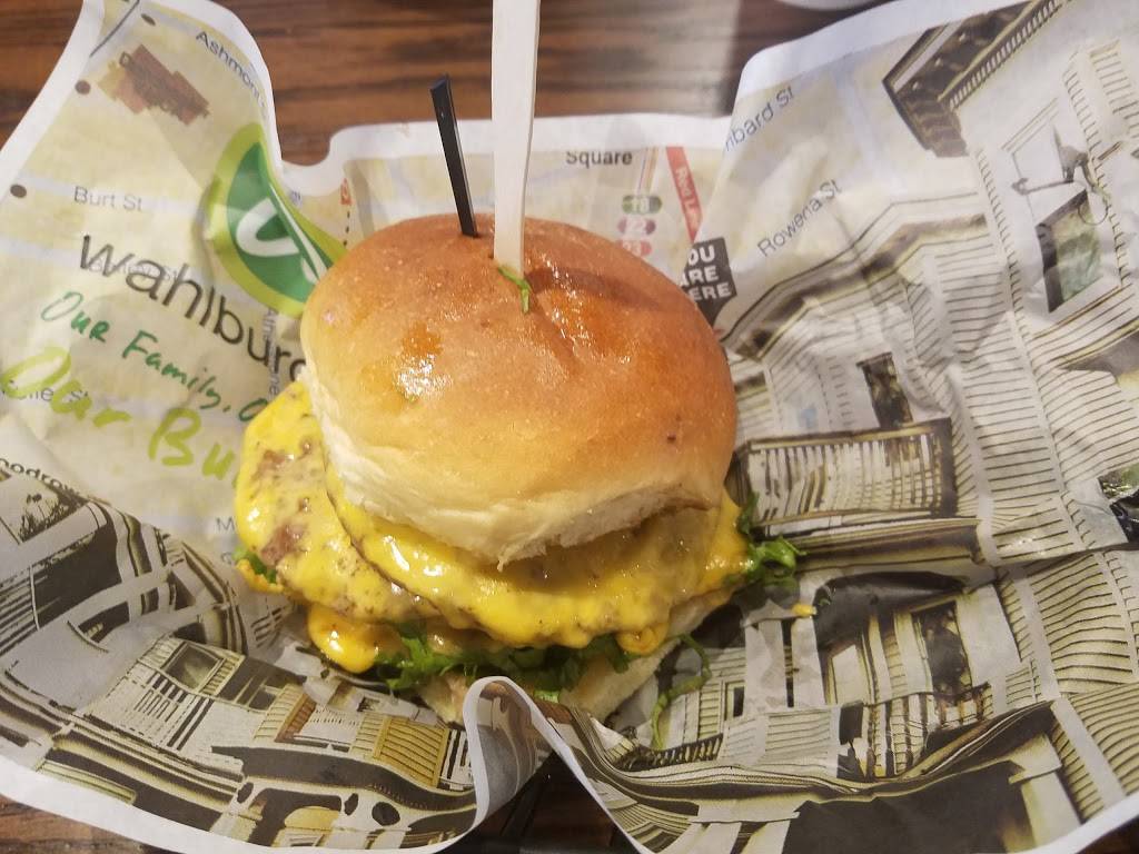 Wahlburgers | restaurant | 185 University Ave, Palo Alto, CA 94301, USA | 6503821389 OR +1 650-382-1389