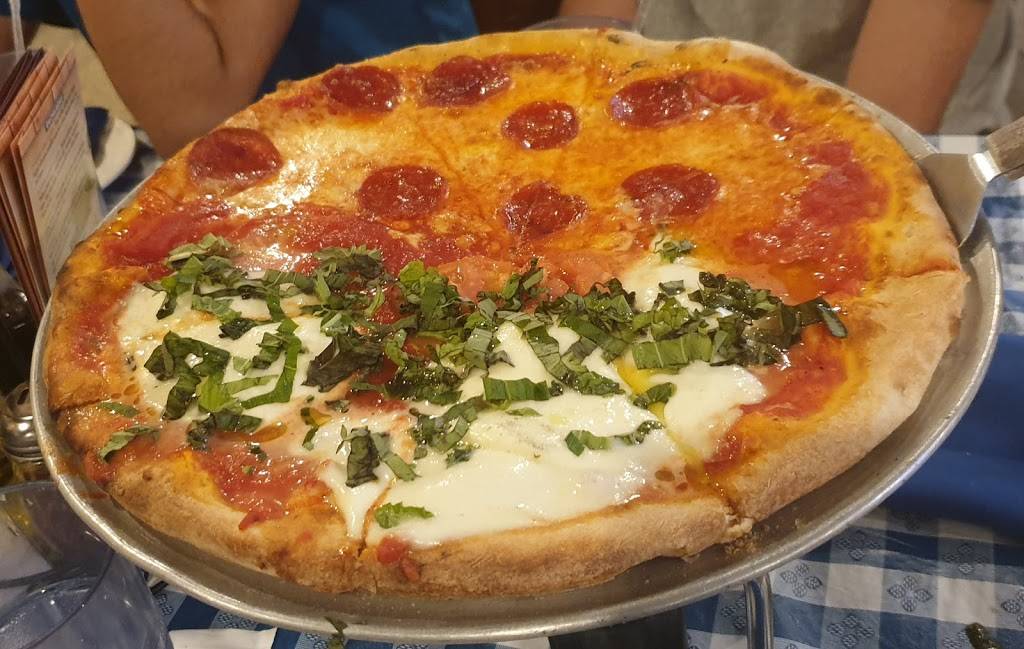 Pizza and restaurant Lincontro | restaurant | 12388 SW 127th Ave, Miami, FL 33186, USA | 7864293721 OR +1 786-429-3721