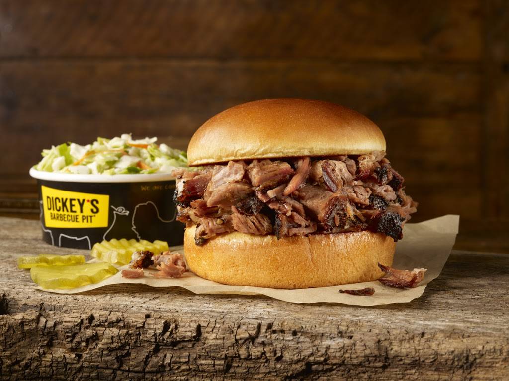 Dickeys Barbecue Pit | restaurant | 10413 Fremont Pike Suite A, Perrysburg, OH 43551, USA | 5673318623 OR +1 567-331-8623