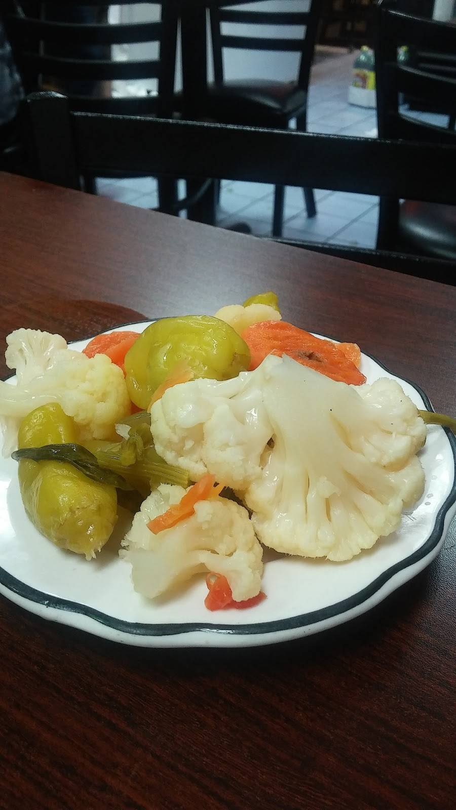 Stephanies Barbecue | restaurant | 733 Edgar Rd, Elizabeth, NJ 07202, USA | 9085278115 OR +1 908-527-8115