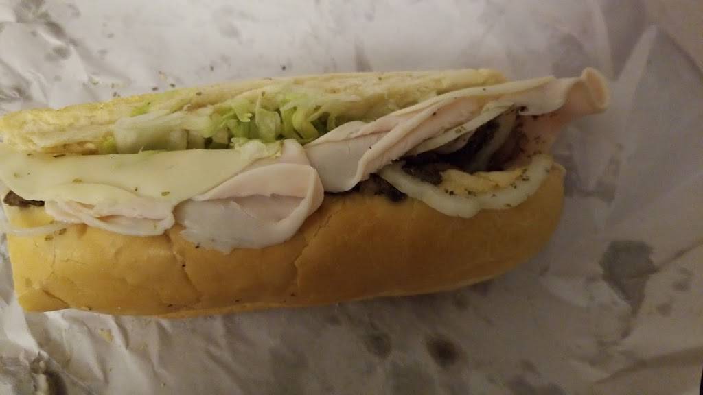 Cousins Subs | meal takeaway | 4134 W Villard Ave, Milwaukee, WI 53209, USA | 4145271501 OR +1 414-527-1501