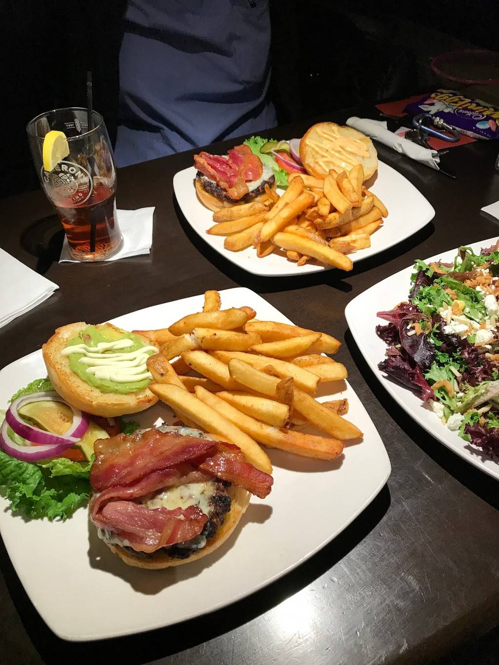 The Upper Deck TapHouse + Grill | restaurant | 210 Martindale Rd, St. Catharines, ON L2R 6P9, Canada | 9056823325 OR +1 905-682-3325