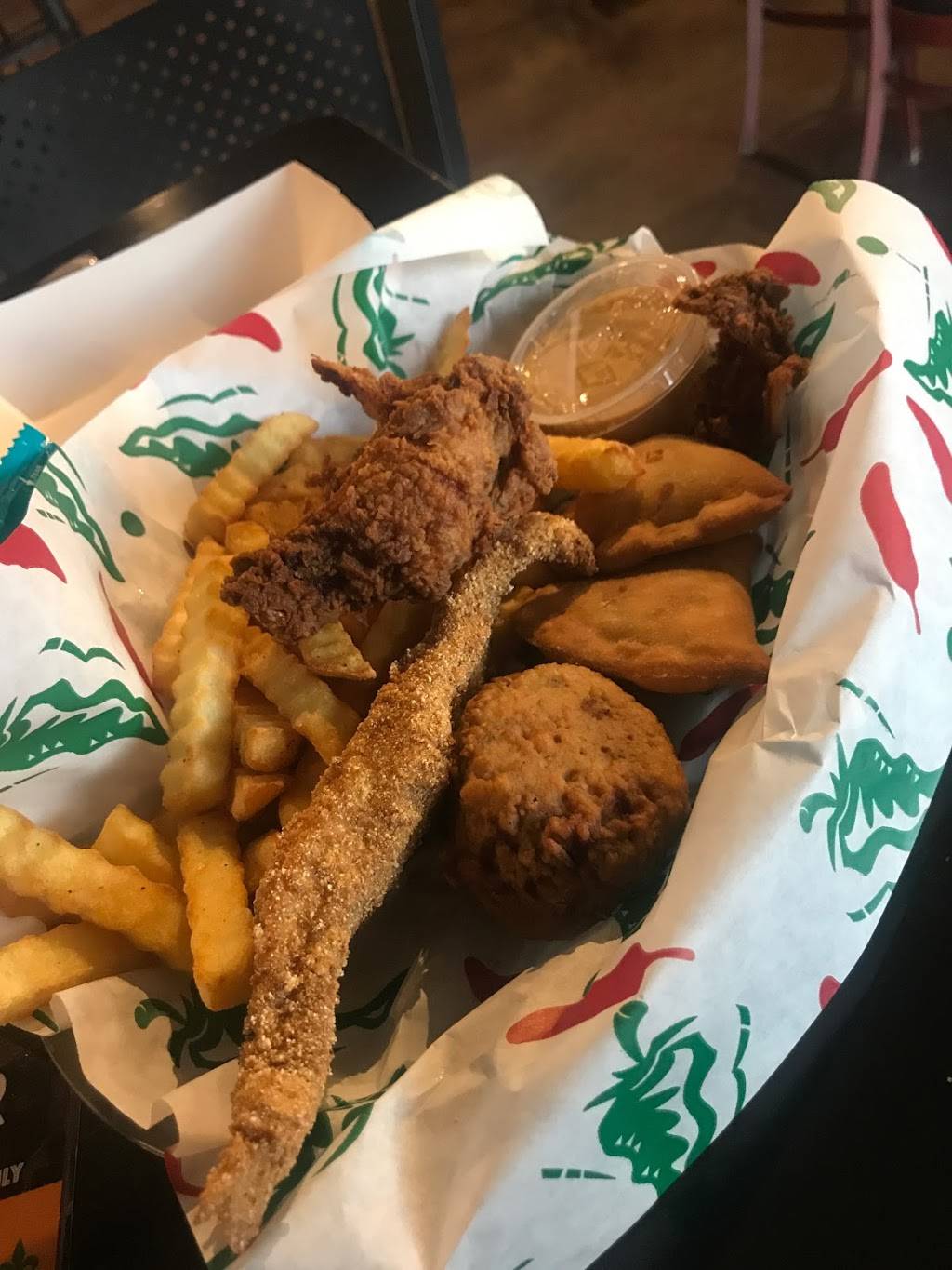 Southern Classic Daiquiri Factory II | restaurant | Woodmont North, 6256 McCart Ave, Fort Worth, TX 76133, USA | 6823859050 OR +1 682-385-9050