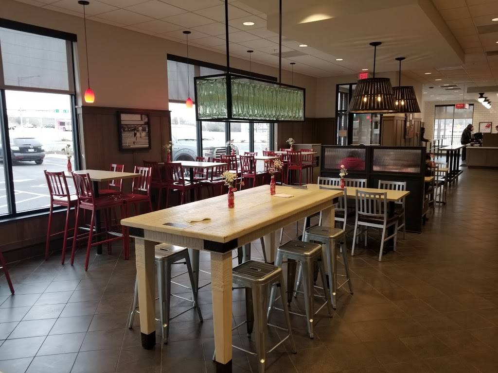 Chick-fil-A Bridgeton | restaurant | 12450 St Charles Rock Rd, Bridgeton, MO 63044, USA | 3143448910 OR +1 314-344-8910