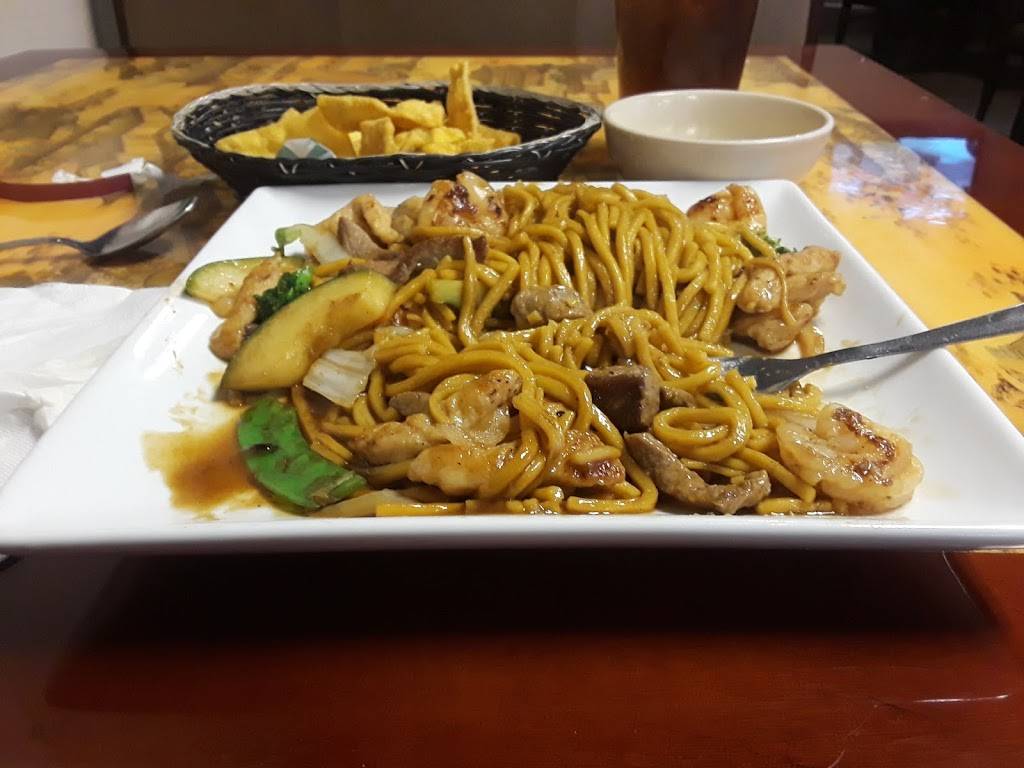 Golden City - Chelsea | restaurant | 16054 US-280, Chelsea, AL 35043, USA | 2056774060 OR +1 205-677-4060