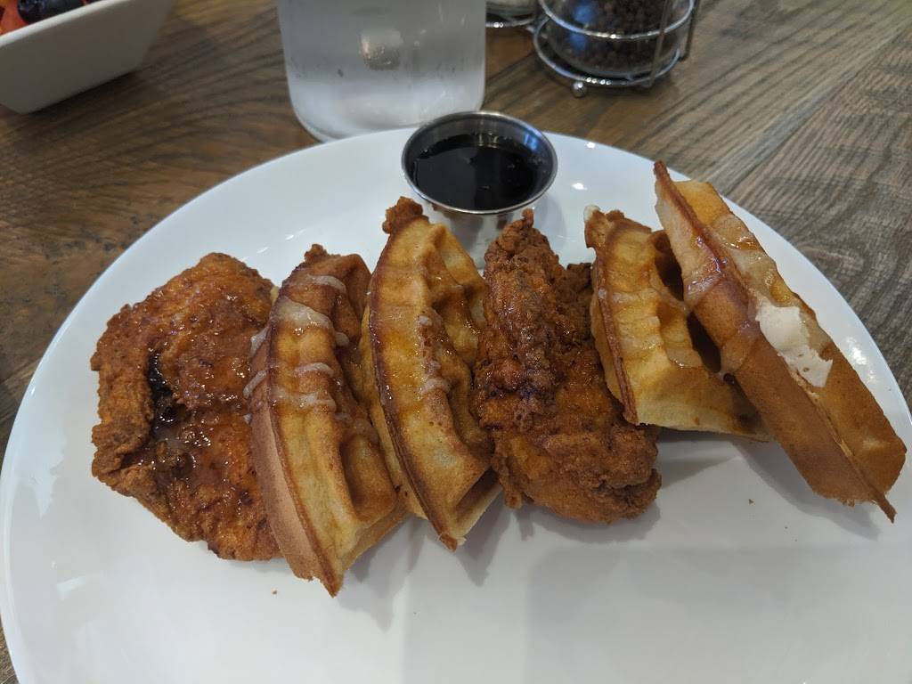 Evolve Kitchen + Table | restaurant | 360 College Ave, Clemson, SC 29631, USA | 8647225132 OR +1 864-722-5132