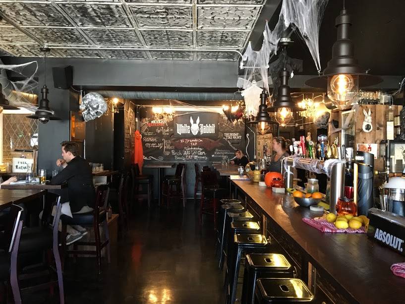 White Rabbit Public House | restaurant | 47 King St N, Waterloo, ON N2J 2W9, Canada | 5197467540 OR +1 519-746-7540