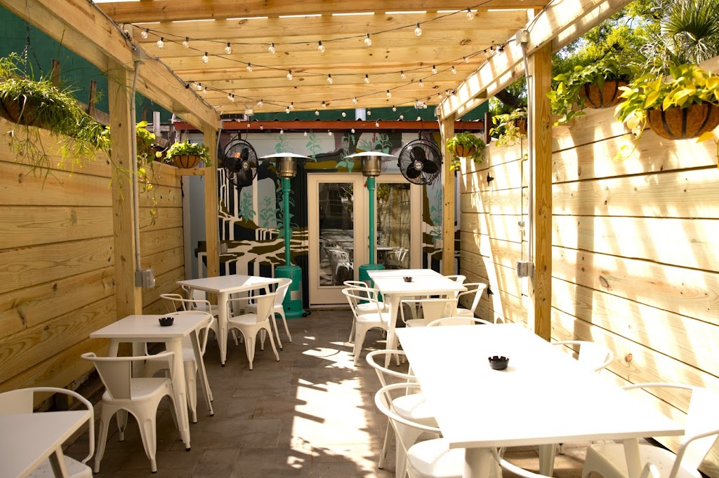 Undergrowth Coffee | cafe | 4332 Magazine St, New Orleans, LA 70115, USA | 5047667772 OR +1 504-766-7772