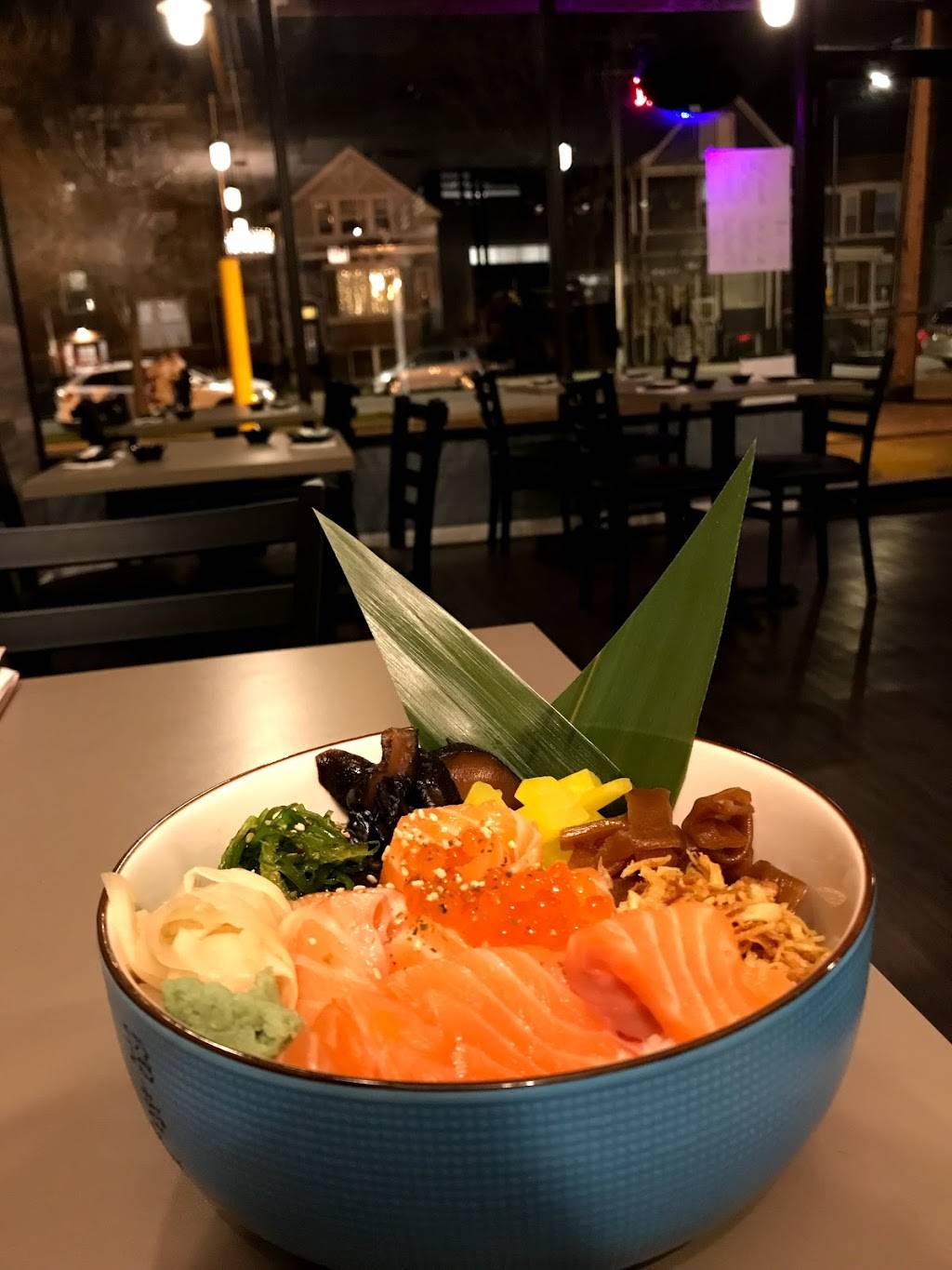 SHARI SUSHI BAR | restaurant | 1925 W Foster Ave, Chicago, IL 60640, USA | 7736810274 OR +1 773-681-0274