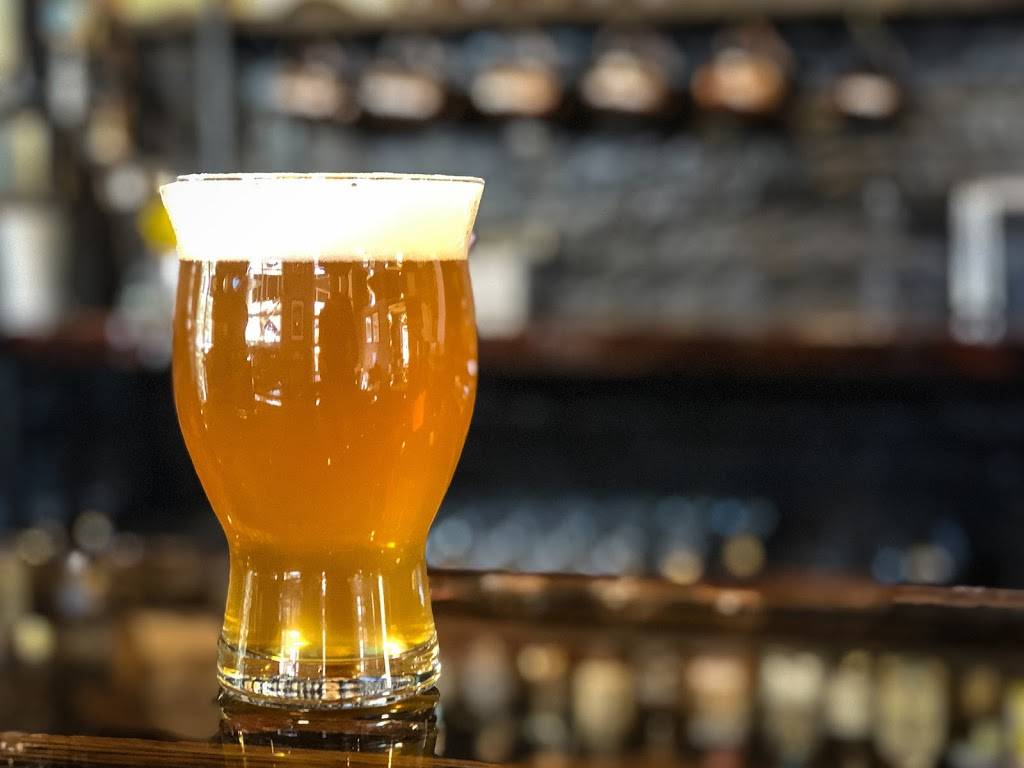 Walters303 Lowry | restaurant | 200 Quebec St #109, Denver, CO 80230, USA | 3032842066 OR +1 303-284-2066