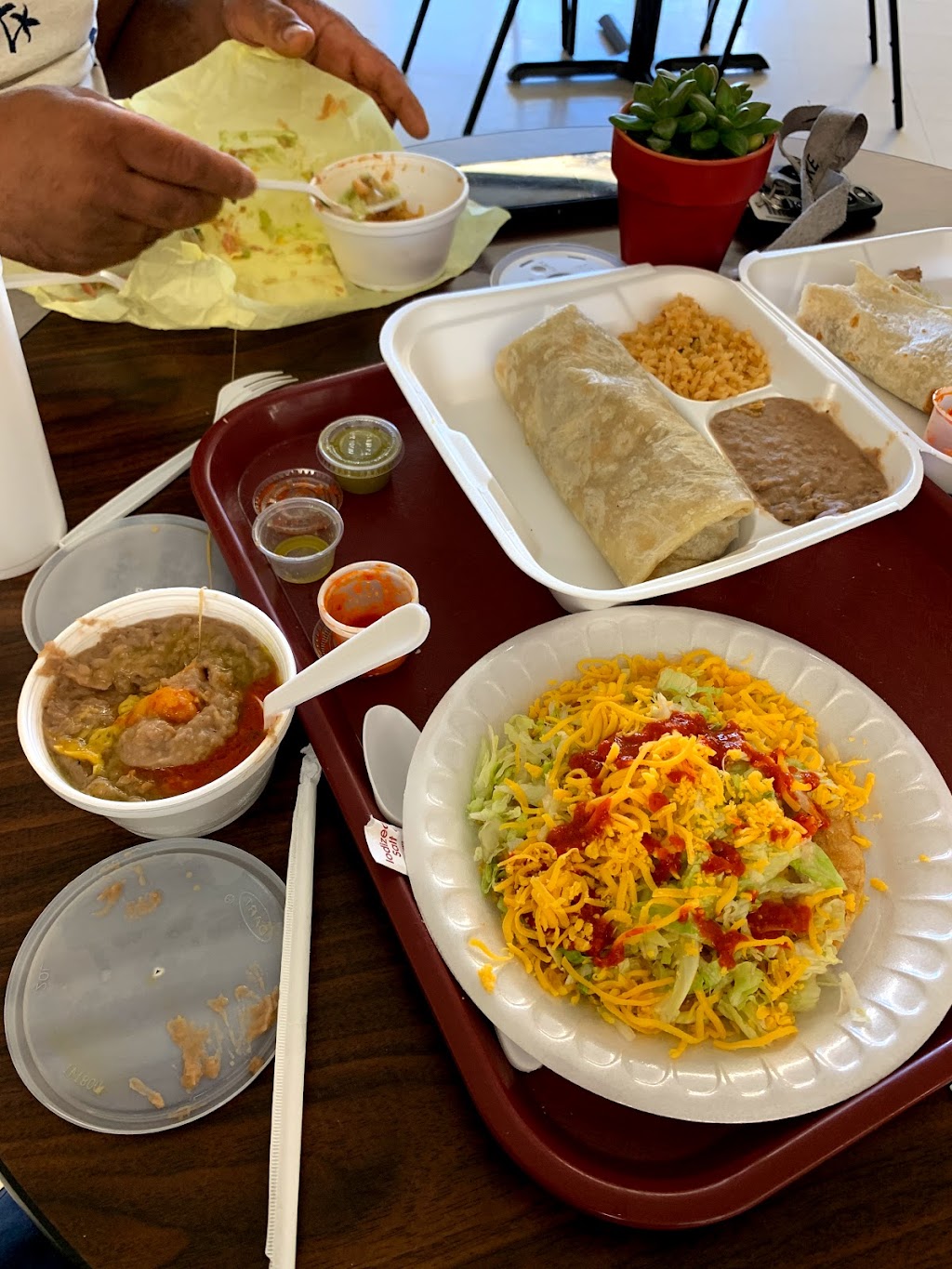 Adolfos Taco Shop | restaurant | 910 W Rex Allen Dr, Willcox, AZ 85643, USA | 5203846018 OR +1 520-384-6018