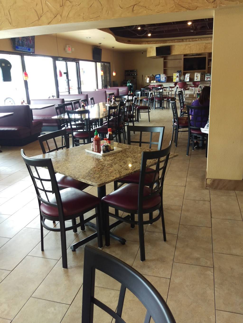 Les Wok | restaurant | 812 W Rosedale St, Fort Worth, TX 76104, USA | 8173366632 OR +1 817-336-6632