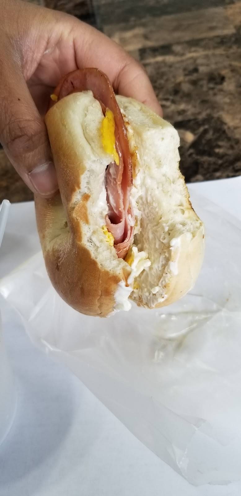 Donut Girls | bakery | 80820 Main St, Memphis, MI 48041, USA | 8103922420 OR +1 810-392-2420