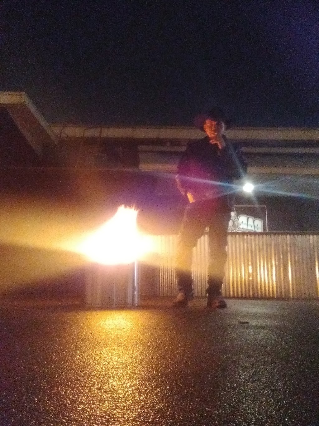 Bar-Fly Pub & Grub | restaurant | 400 Washington Ave, Bay City, MI 48708, USA | 9893919523 OR +1 989-391-9523