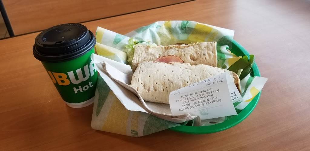 Subway | restaurant | 919 N Anchor Way, Portland, OR 97217, USA | 5032892821 OR +1 503-289-2821