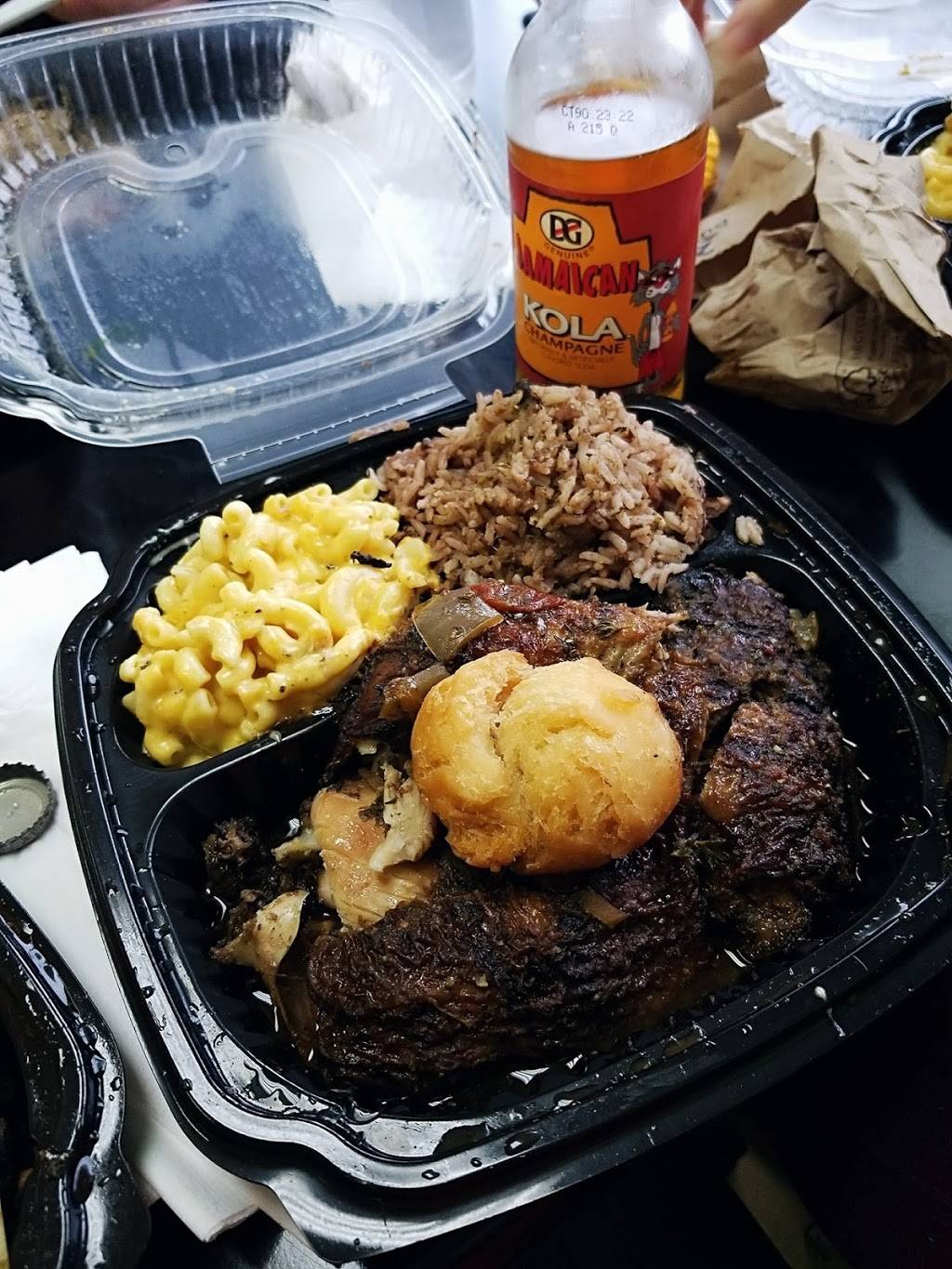 Enas Caribbean Kitchen | restaurant | 2444 Cleveland Ave, Columbus, OH 43211, USA | 6142620988 OR +1 614-262-0988