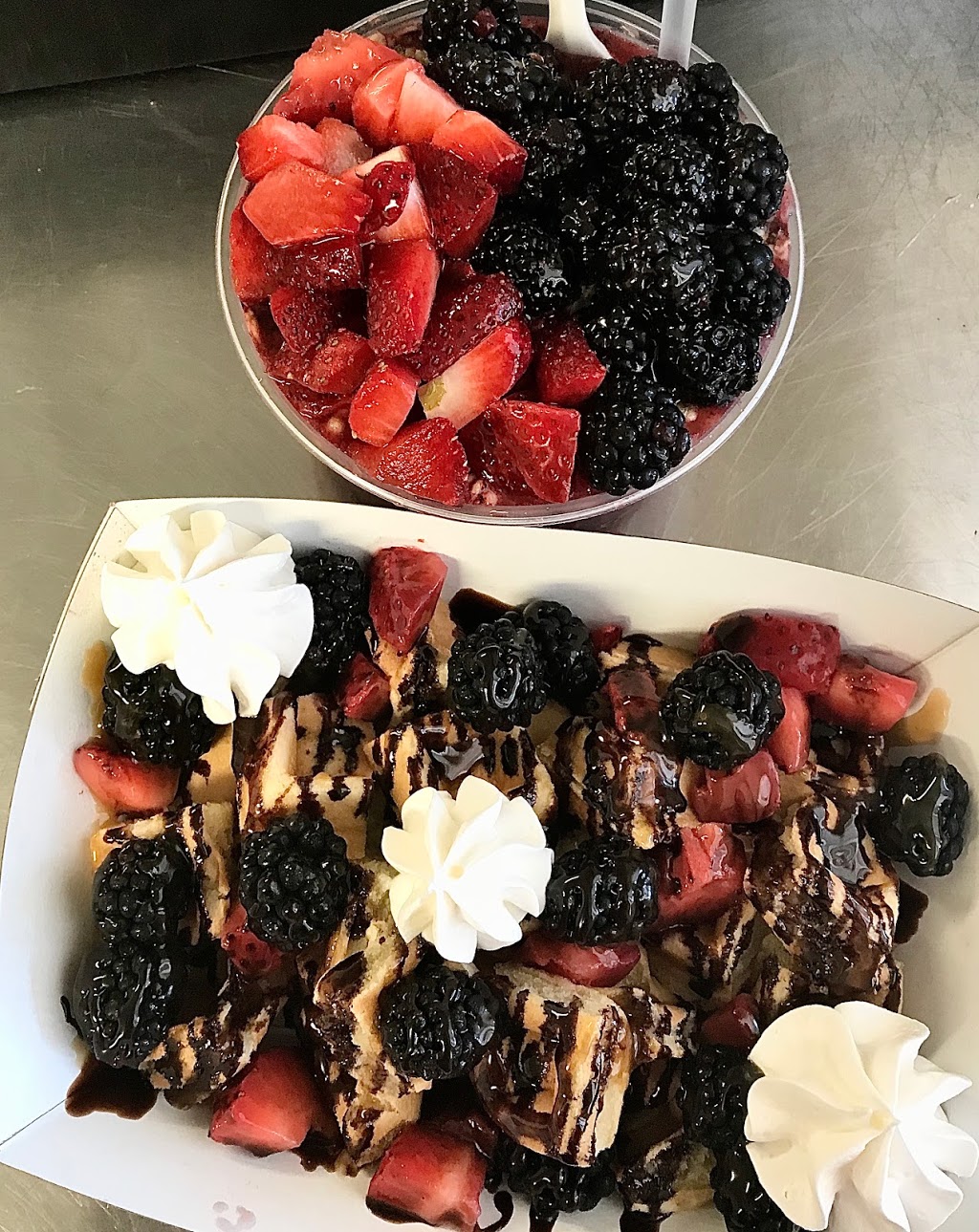 Foxys Waffle Bar and Sugar Den | restaurant | 202 Lemoyne Dr, Dauphin Island, AL 36528, USA | 2518615683 OR +1 251-861-5683
