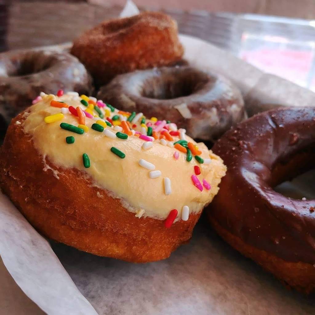 Pure Eats | restaurant | 107 N Main St, Lexington, VA 24450, USA | 5404626000 OR +1 540-462-6000