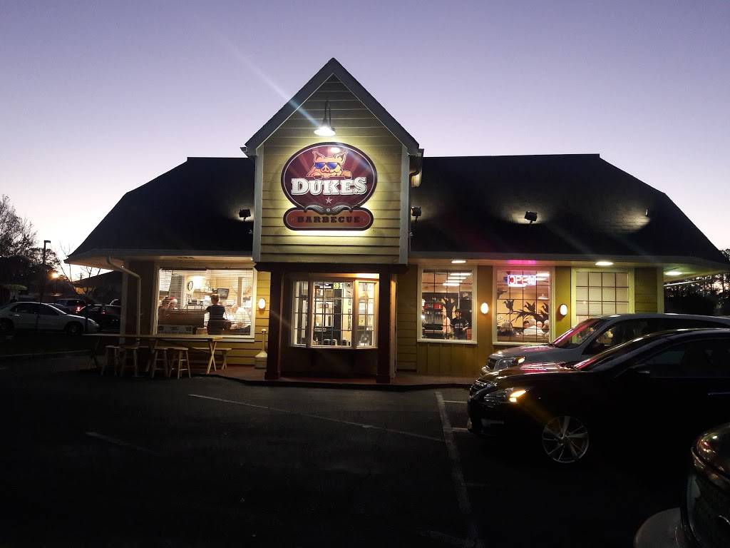 Dukes Barbecue | restaurant | 331 Folly Rd, Charleston, SC 29412, USA | 8437894801 OR +1 843-789-4801