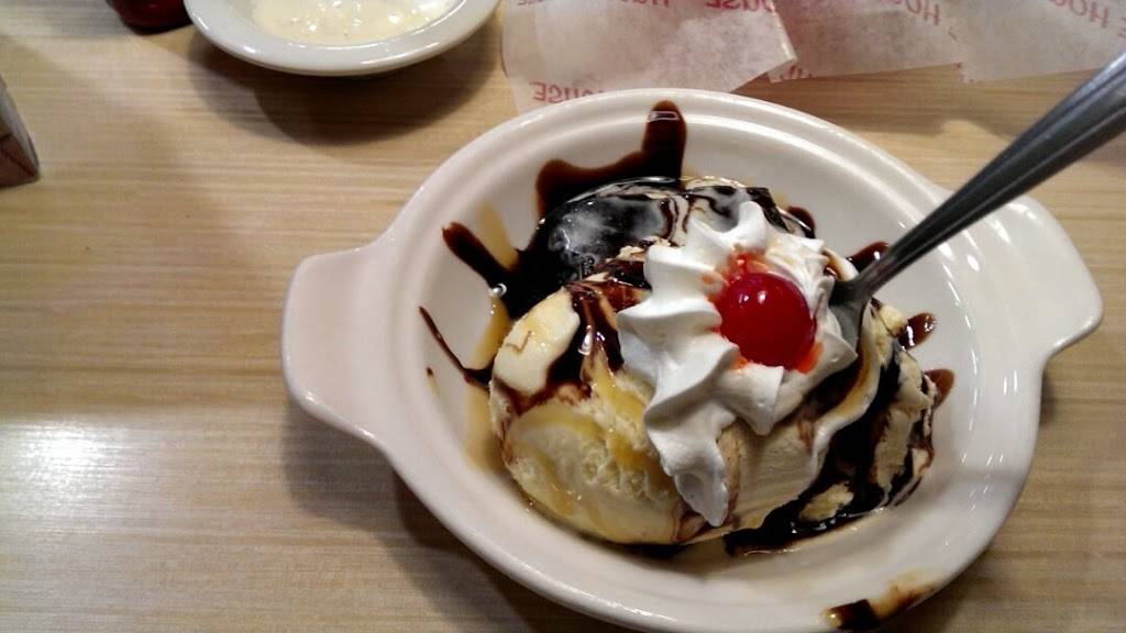 Huddle House | meal takeaway | 173 Village Ln, Hazard, KY 41701, USA | 6064365733 OR +1 606-436-5733