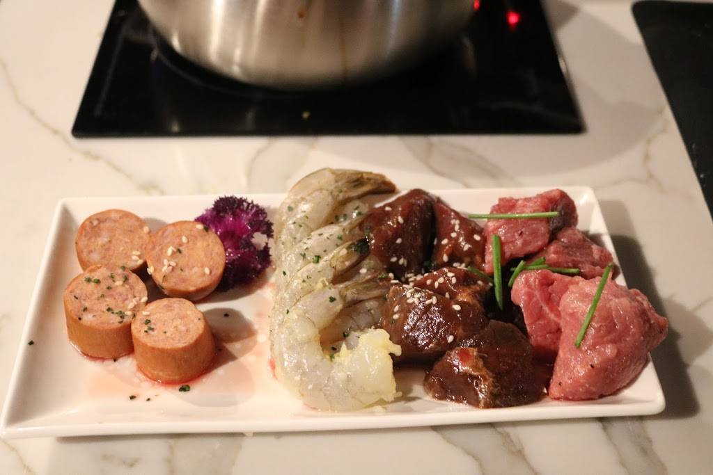 The Melting Pot | restaurant | 8889 Gateway Blvd W #2320, El Paso, TX 79925, USA | 9152064647 OR +1 915-206-4647