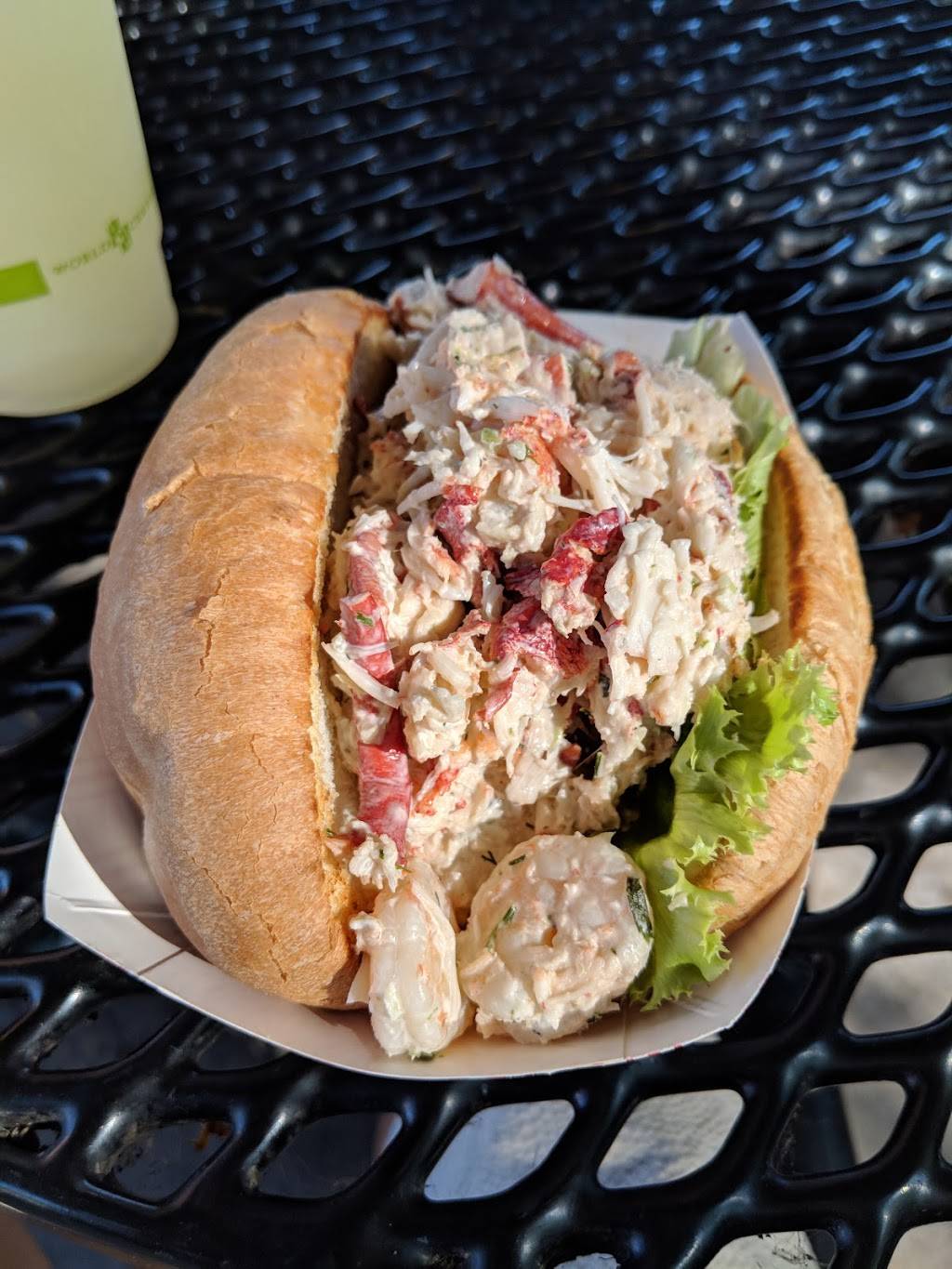 Bread & Pickle | restaurant | 4135 W Lake Harriet Pkwy, Minneapolis, MN 55410, USA | 6127679009 OR +1 612-767-9009