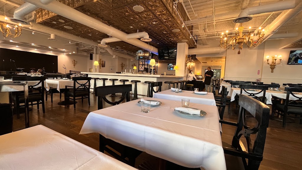 The Noypitz Bar & Grill | restaurant | 6605 S Las Vegas Blvd, Las Vegas, NV 89119, USA | 7024853280 OR +1 702-485-3280