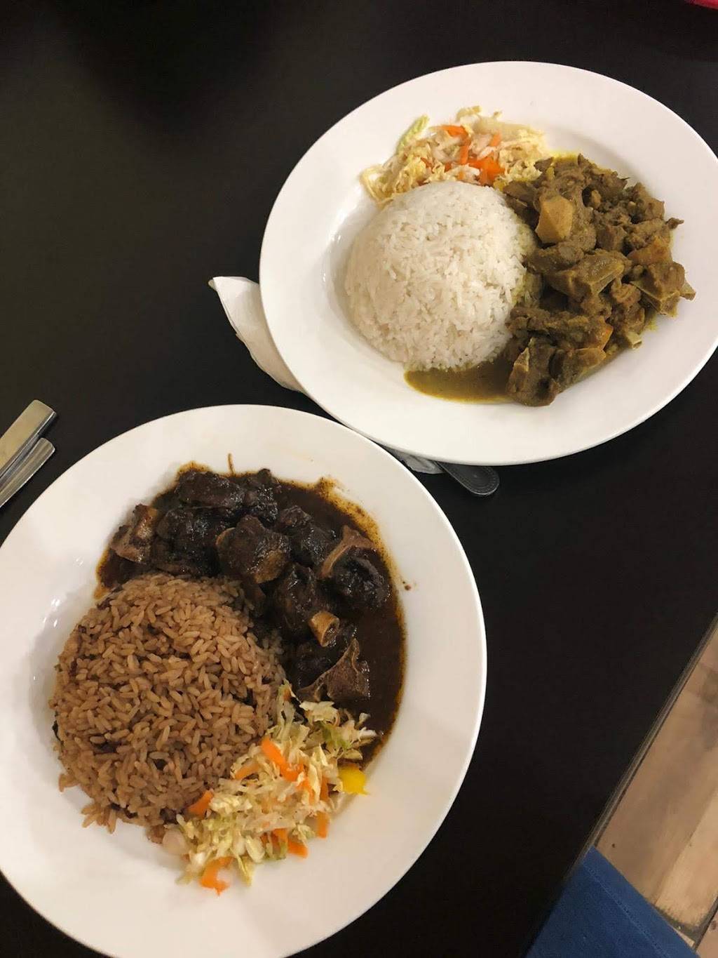 Jamaica Way Restaurant | restaurant | 614 Trethewey Dr, North York, ON M6M 5L3, Canada | 4162454567 OR +1 416-245-4567